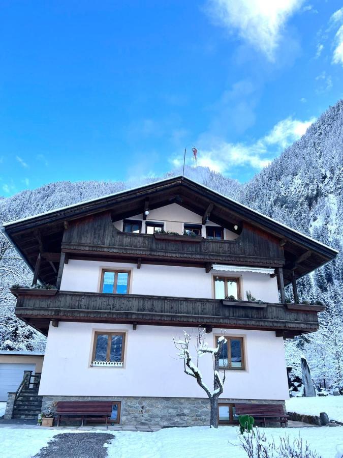 Ferienwohnung Rita Kroell Mayrhofen Exterior foto